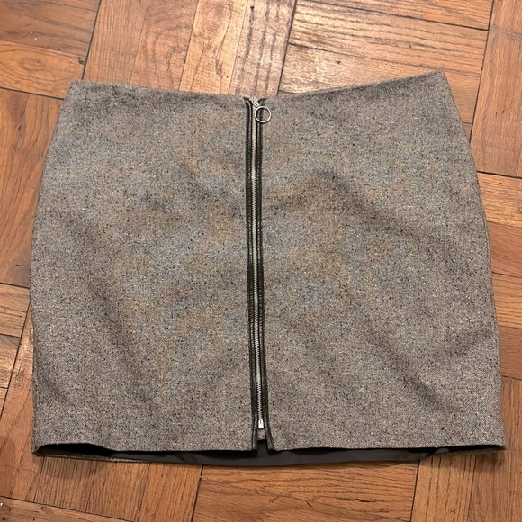 Gray Old Navy Skirt - Picture 1 of 4